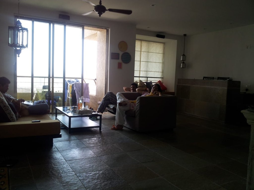 Bollywood actress Kangana Ranaut took to Twitter to share before and after pictures of her parent's home in Mumbai on Sunday. (Twitter)