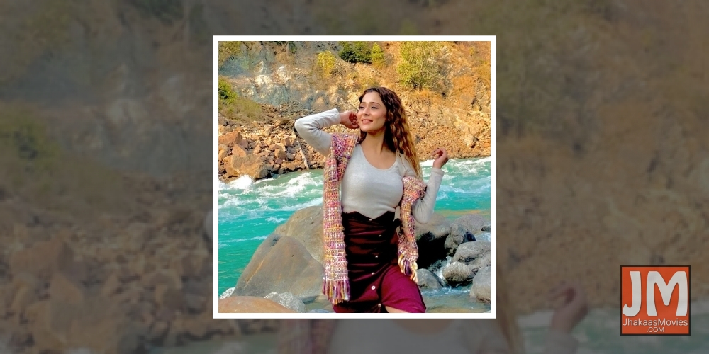 Sara Khan to be part of satirical comedy film