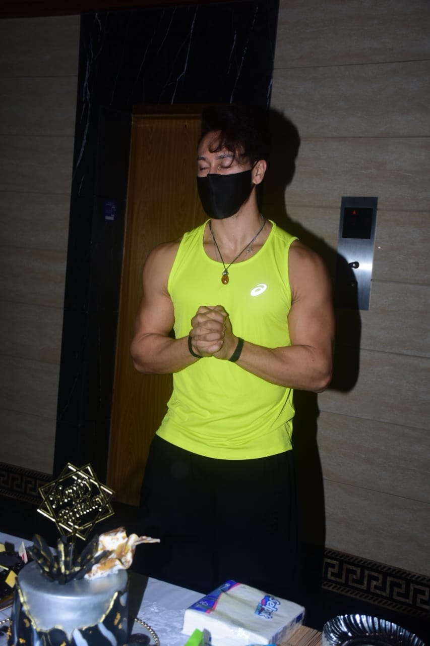 Mumbai: Tiger Shroff Cake Cutting At His Bandra Residence on Tuesday 02nd March 2021.(Photo: IANS)