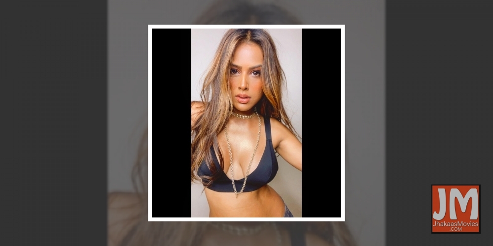 Television actress Nia Sharma has shared a sizzling picture on social media and labelled herself just a modern brown girl with goals.