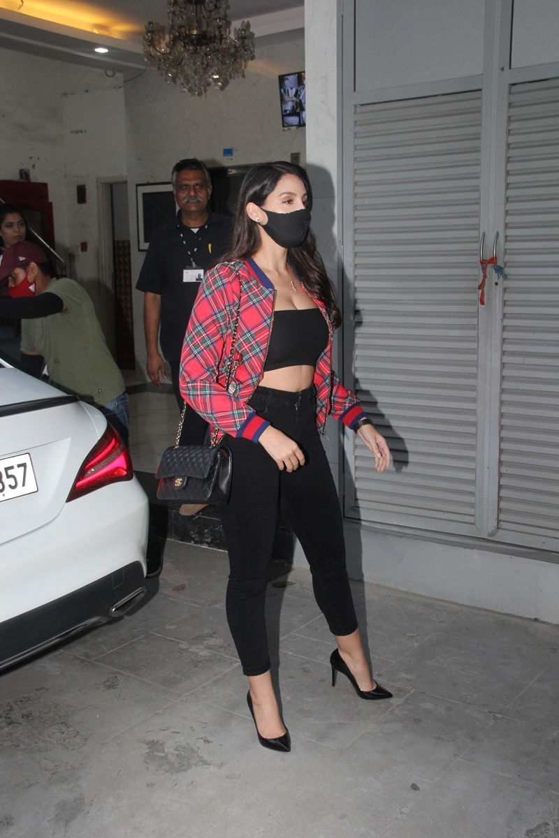 Mumbai: Nora Fatehi Spotted In Bandra  on Thursday 11th March, 2021. (Photo: IANS)