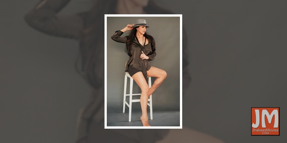 Esha Deol 'ready to face the camera again'