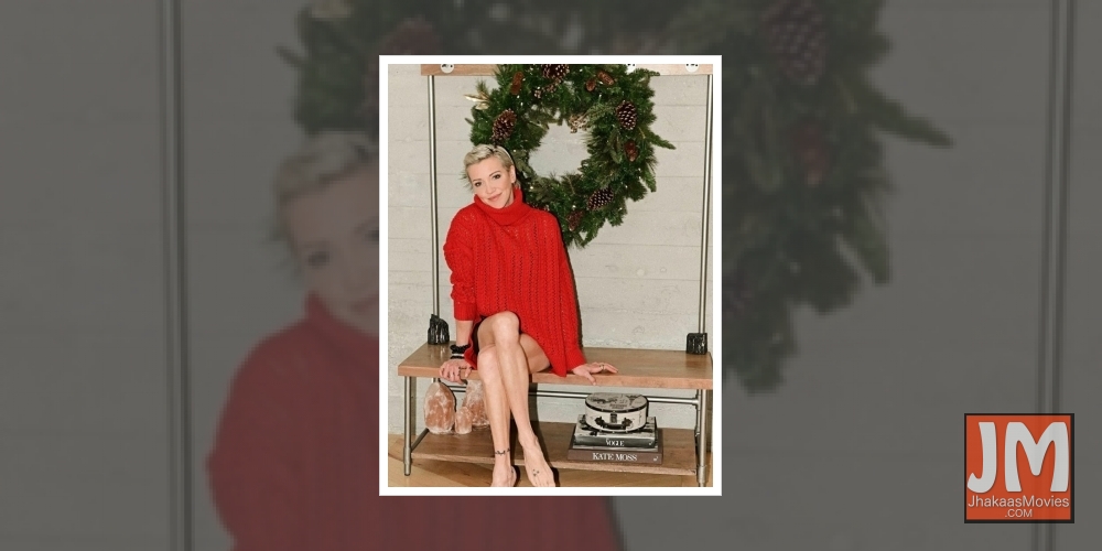 'Arrow' star Katie Cassidy to auction off her digital artwork.