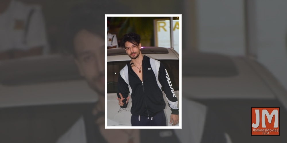 Mumbai: Tiger Shroff spotted Gym in Juhu on Friday 05th March, 2021.