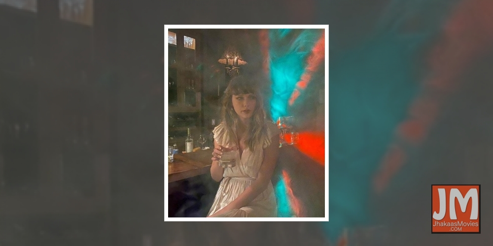 Taylor Swift, mom donate $50,000 to Covid-affected family.