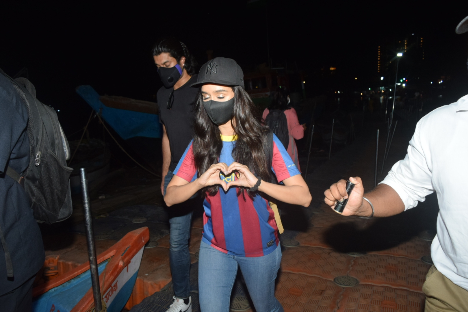 Mumbai: Shraddha Kapoor Spotted Vesova Jetty at Andheri On Tuesday 23 March, 2021. (Photo: IANS)