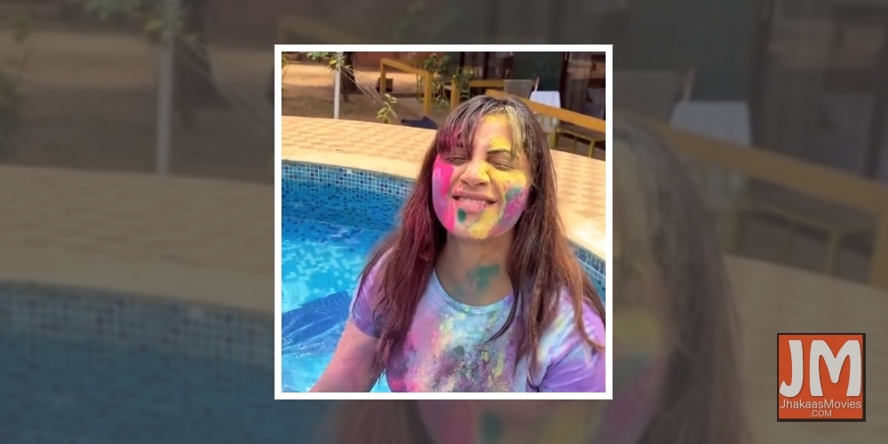 Arshi Khan enjoyed Holi with Goan hues this year