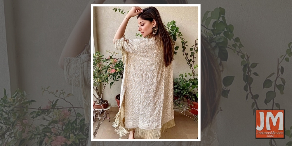 Kanika Kapoor recalls her 'tough time' after testing Covid positive last year.