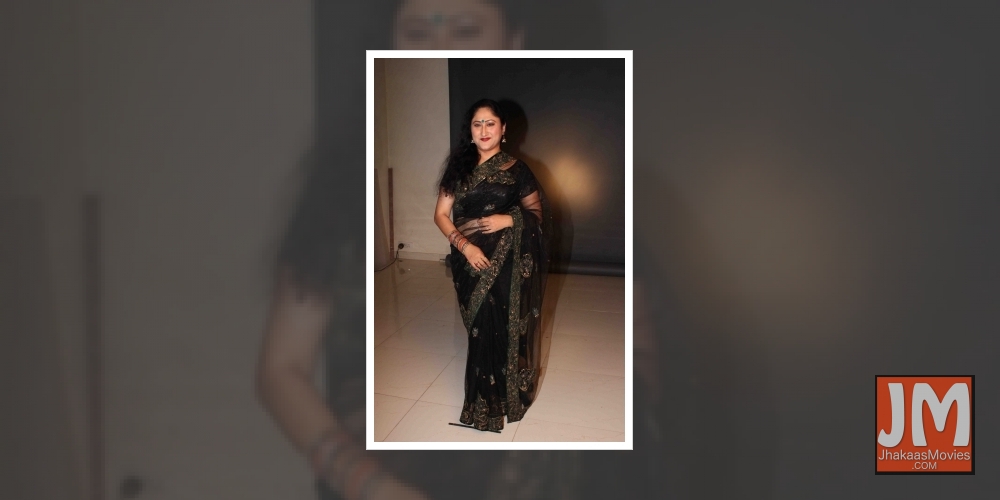 Mumbai: Television actor Jayati Bhatia during on location shoot of music video O Meri Jaan, in Mumbai on May 25, 2015.