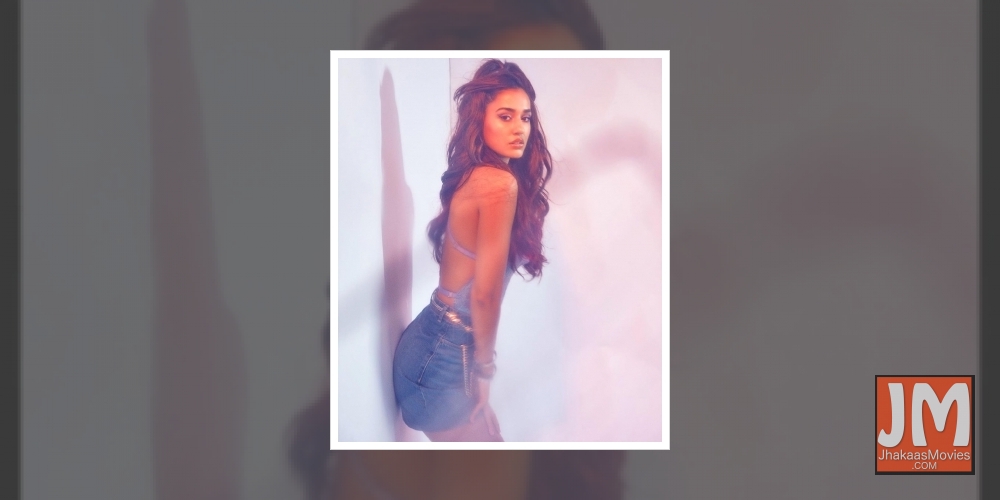 Disha Patani posts about her 'mood'