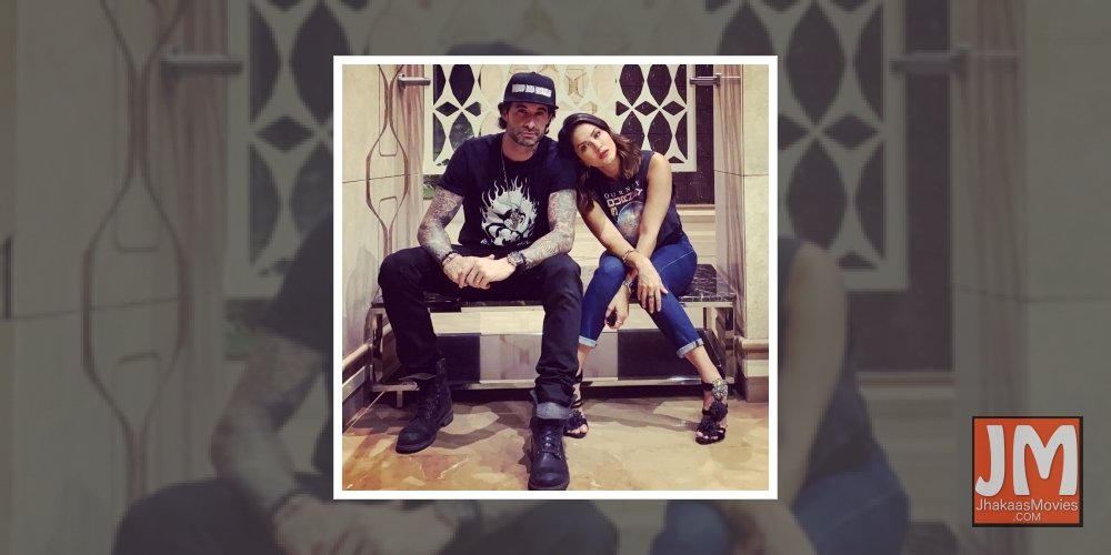 Sunny Leone wishes husband on 10th anniversary.