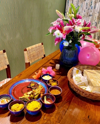 Shreya Ghoshal shares surprise baby shower pictures.(photo:instagram)