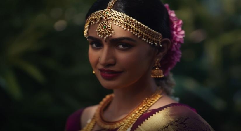 Jewellery inspired by Indian embroideries.(photo:IANSLIFE)