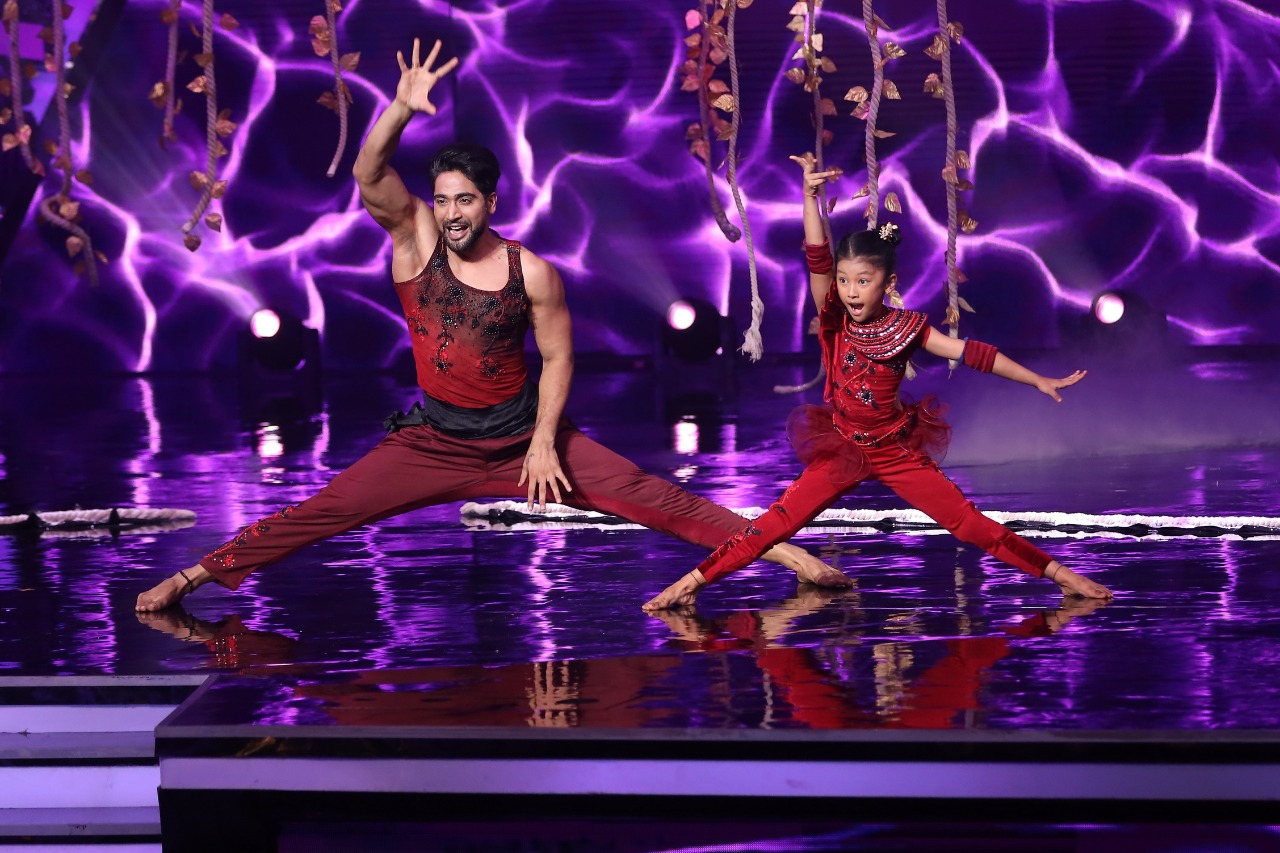 Super Dancer Chapter 4