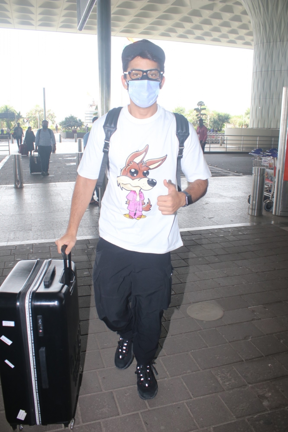 Himansh Kohli Spotted At Airport Departure.(Photo: Sanjay Tiwari/IANS)