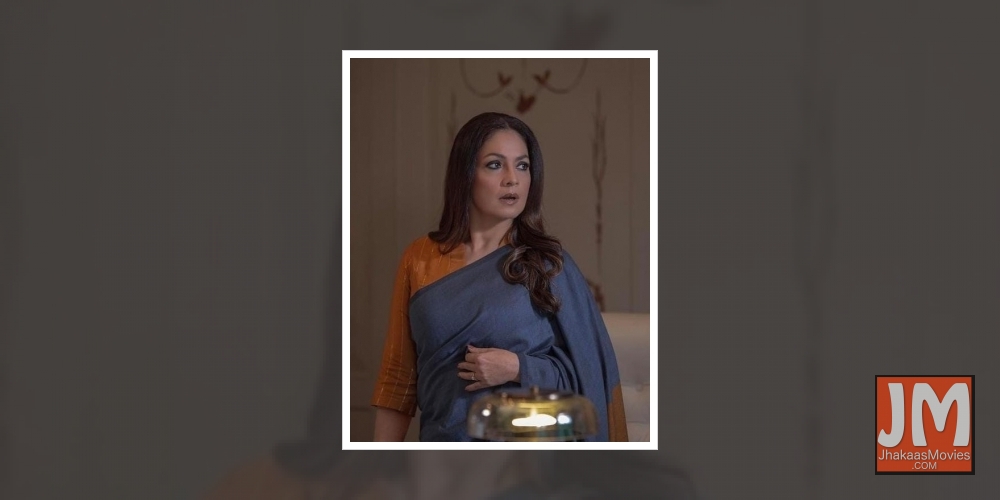 Pooja Bhatt: Mask up people!.