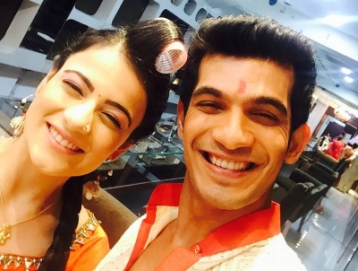 Arjun Bijlani to B