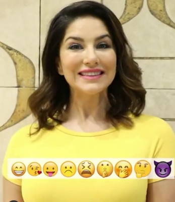 Sunny Leone acts out her favourite emojis (photo:Instagram)