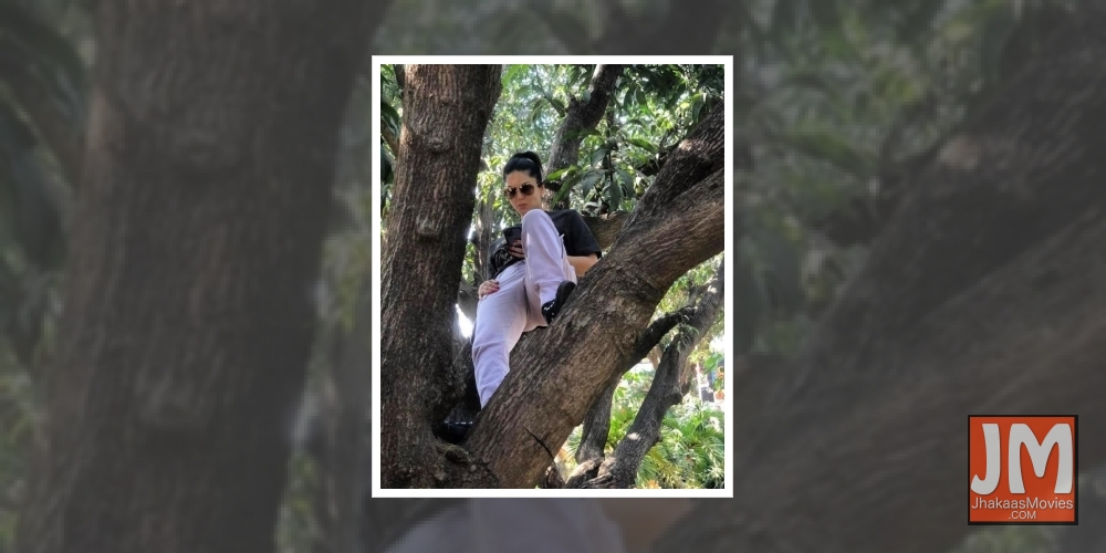 Sunny Leone reveals how she has private conversations on the phone