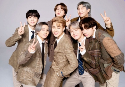 bts group.(credit: Weverse)