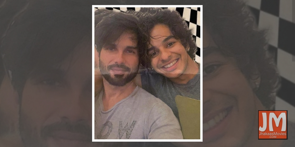 Shahid Kapoor, Ishaan Khatter recreate 'Karan Arjun' in new post