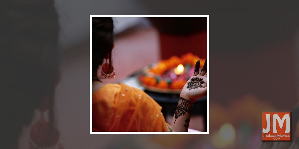 Yami Gautam shares photos from her mehendi ceremony