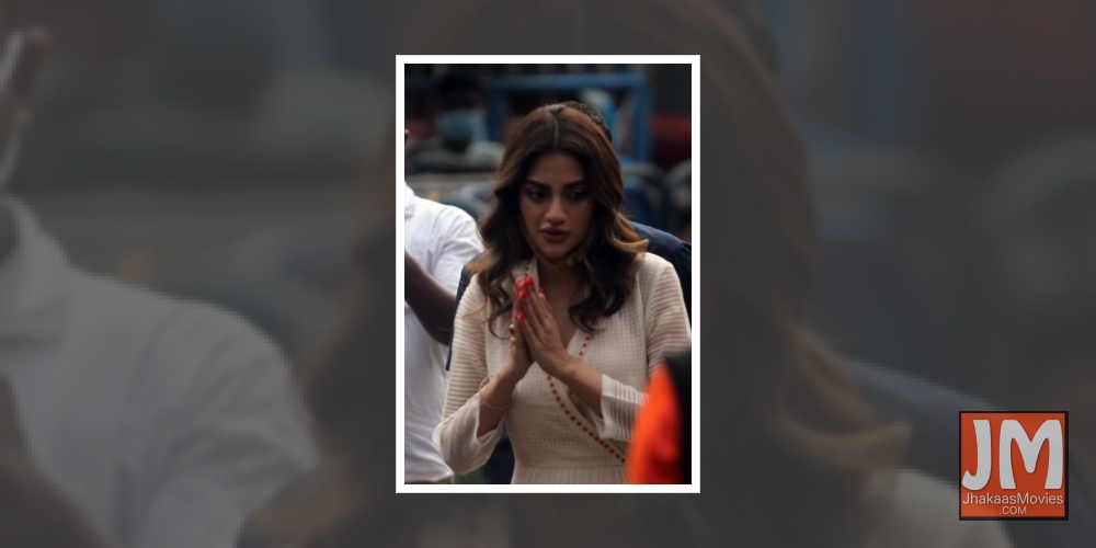 Kolkata: Actress and TMC MLA Nusrat Jahan and Mimi Chakrabarty visited West Bengal Chief Minister Mamata Banerjee at SSKM hospital in Kolkata on Mar 11, 2021 .