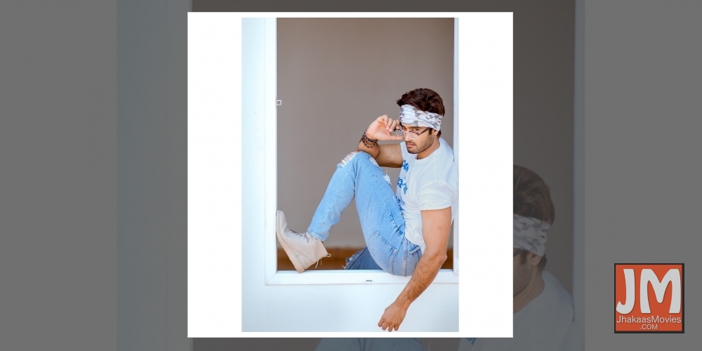 Sudheer Babu posts a picture with a quirky caption.