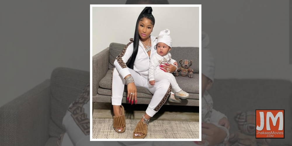 Nicki Minaj, son twin in new photos on social media