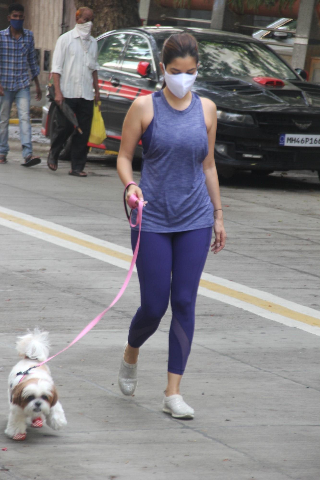 Mumbai: Sophie Choudhary Spotted In Bandra On Monday, 14 June,2021. (Photo: Sanjay Tiwari)
