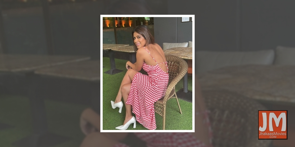 Nia Sharma shares her candy cane look