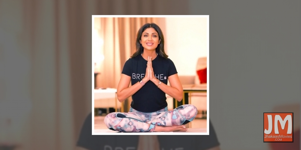 On Int'l Yoga Day, Shilpa Shetty suggests asana for Covid recovery.