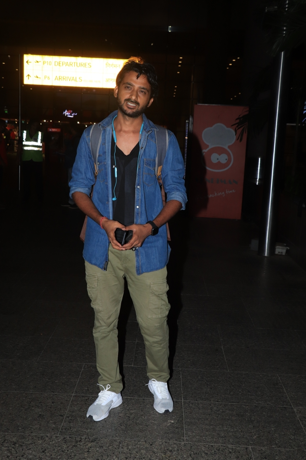Mumbai: Director Gabriel Vats Spotted at Airport Spoken about his Upcoming Project Ek Nashebaaz on Monday June 21, 2021.(Photo: Sanjay Tiwari/IANS)