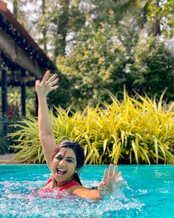Shreya Ghoshal shares happy memory from her pregnancy days.(photo:Instagram)