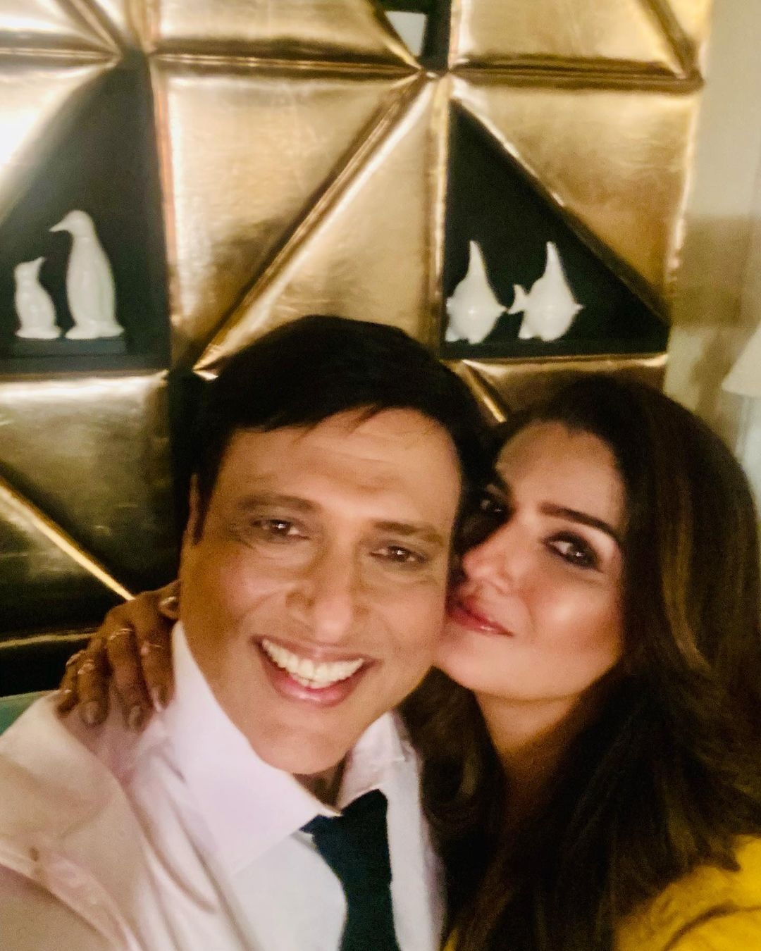 Raveena Tandon, Govinda have a 'grand reunion'.(photo:Instagram)