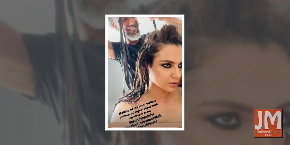 Kangana gives glimpse of her vicious 'Dhaakad' character.