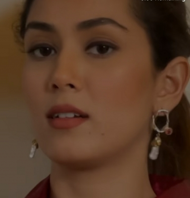 Mira Kapoor posts candid home video with Shahid Kapoor, Ishaan Khatter, Neliima Azeem.