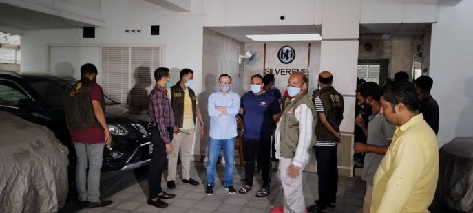 Popular film actress of Bangladesh Pori Moni has been detained by RAB within 2 months of abusing in the boat club