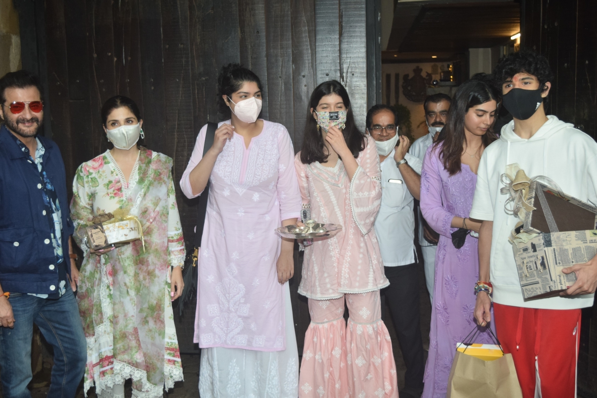 Mumbai: Kapoor family celebrate raksha bandhan at Anil Kapoor House in Juhu on Sunday, August 22, 2021.(Photo: Sanjay Tiwari/IANS)