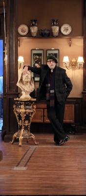 IANS Review: Engrossing thriller uplifted by Big B