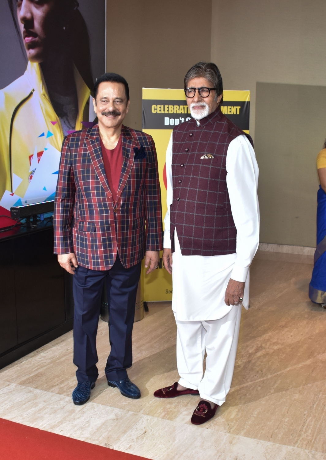 Mumbai: Sahara India Pariwar's Founder and Chairman Subrata Roy with Actor Amitabh Bachchan during a felicitation ceremony organised for the Badminton star P.V. Sindhu, in Mumbai on Sep 8, 2019. (Photo: IANS)