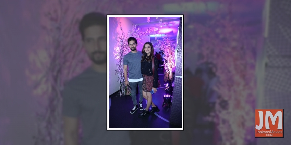 Actor Ravi Dubey with his wife Sargun Mehta.