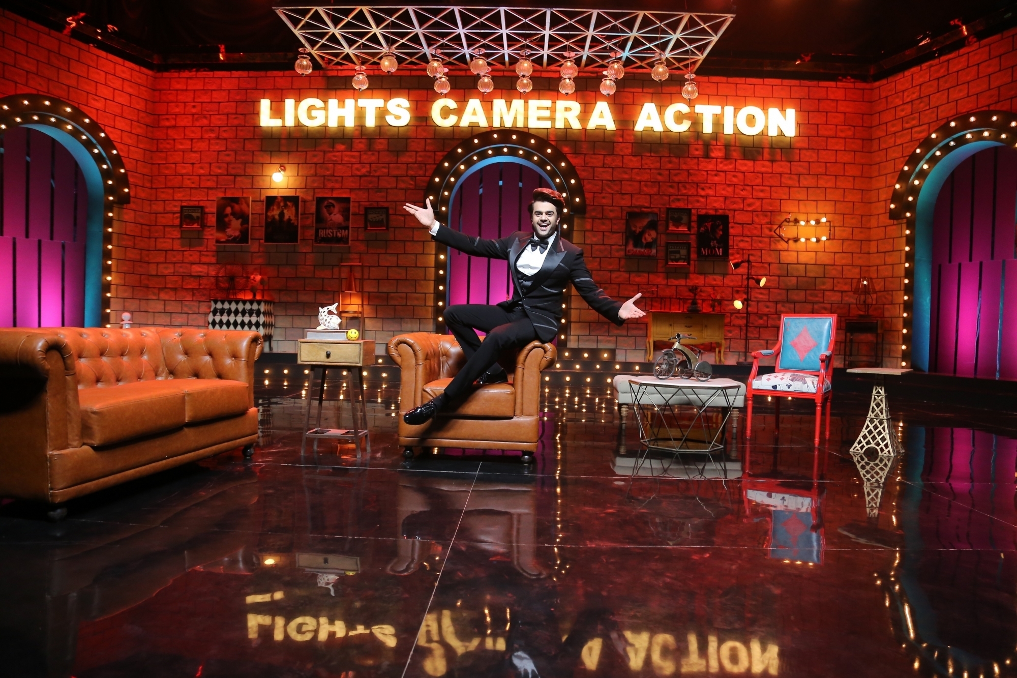 Maniesh Paul, Paritosh to do comical B'wood game show