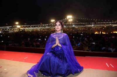Dussehra, which marks the end of Ramleela and recalls Lord RamÃƒÂƒÃ‚Â¢ÃƒÂ‚Ã‚Â€ÃƒÂ‚Ã‚Â™s victory over Ravana, was celebrated across India a day ago, and to make the festival even more special for the people, actress Bhumi Pednekar attended the national capital