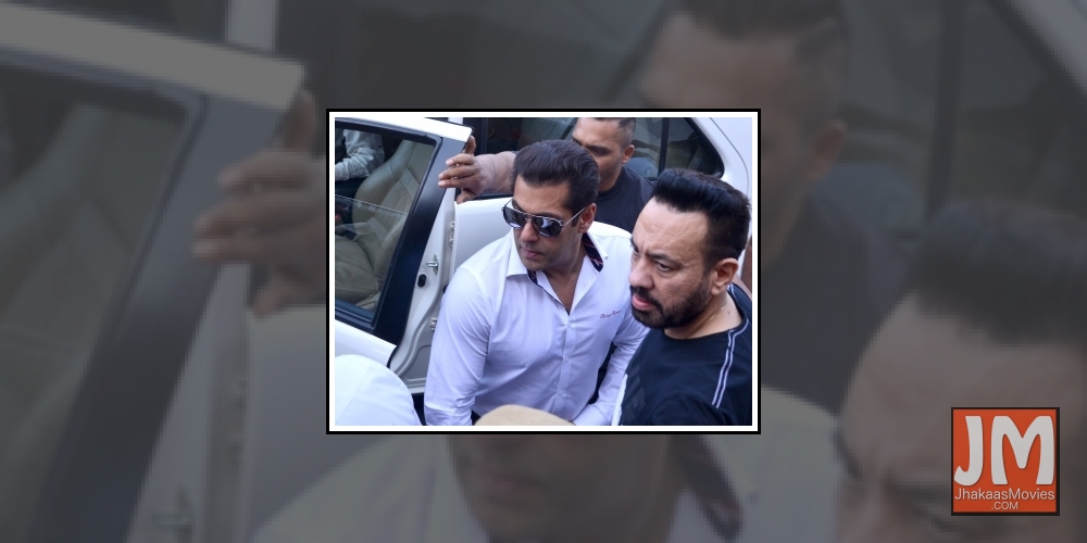 Actor Salman Khan with his bodyguard Shera.