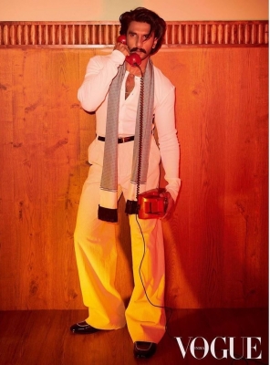 Actor Ranveer Singh took his fans back to the nineties by tweeting a few lines of the hit song 