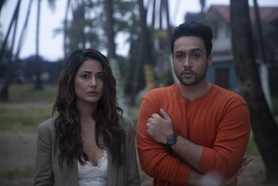 Actors Hina Khan and Adhyayan Suman.