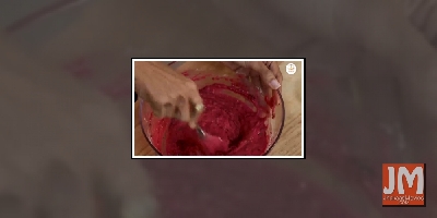 Shilpa Shetty's first recipe in 2020: Beetroot Chilla!