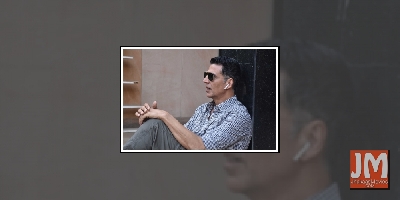 Akshay replies to Taapsee's disappointment on 'Laxmmi Bomb' not opening in theatres (Lead)