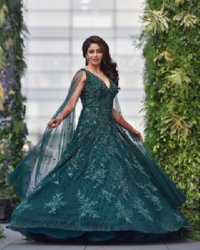 Actress Nehha Pendse.